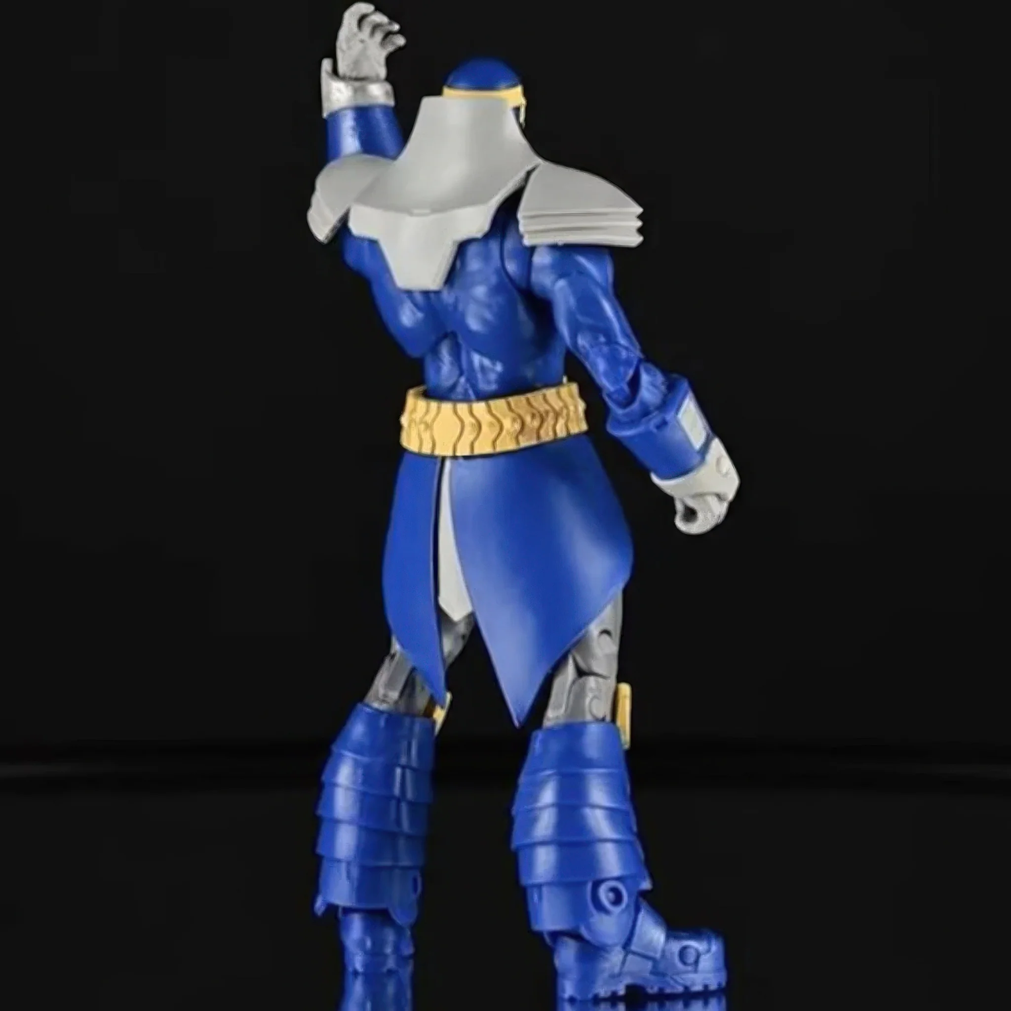 DC W5 Monarch DC Countdown Figure with Digital Collectible - Image 3